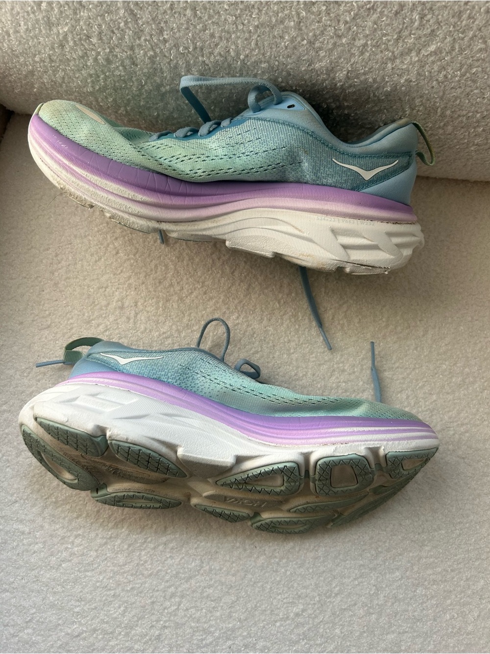 HOKA Women's Bondi 8 - Picture 2 of 6